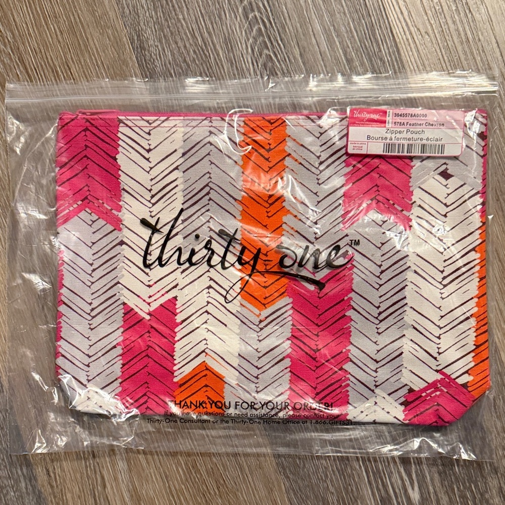 Thirty-One Feather Chevron Zipper Pouch in Pink and Orange
